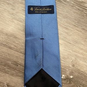 Brooks brothers blue tie